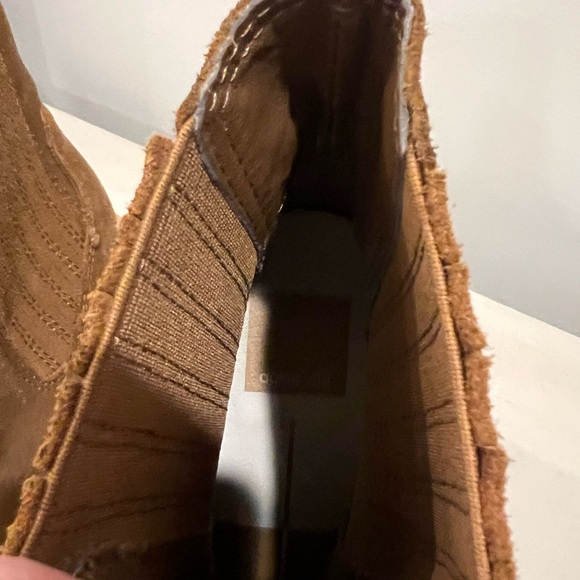 Dolce Vita | Caster H2O Platform Chunky Lug Sole Mushroom Suede Ankle Booties - Picture 4 of 5